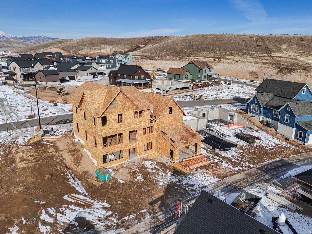 Photo of 7201 S SAGE RD #213, West Jordan, UT 84081 (MLS # 2134242)