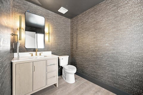 Tiny photo for 615 E ALOHA RD N, Salt Lake City, UT 84103 (MLS # 2177779)