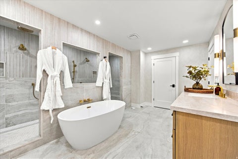 Tiny photo for 615 E ALOHA RD N, Salt Lake City, UT 84103 (MLS # 2177779)