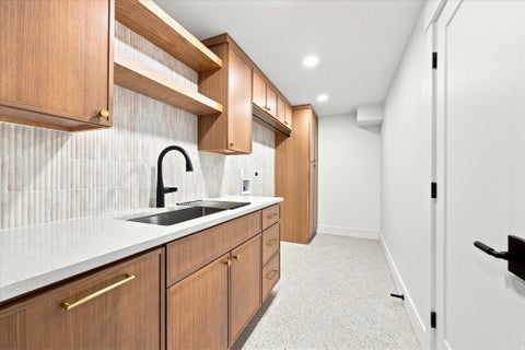 Tiny photo for 615 E ALOHA RD N, Salt Lake City, UT 84103 (MLS # 2177779)