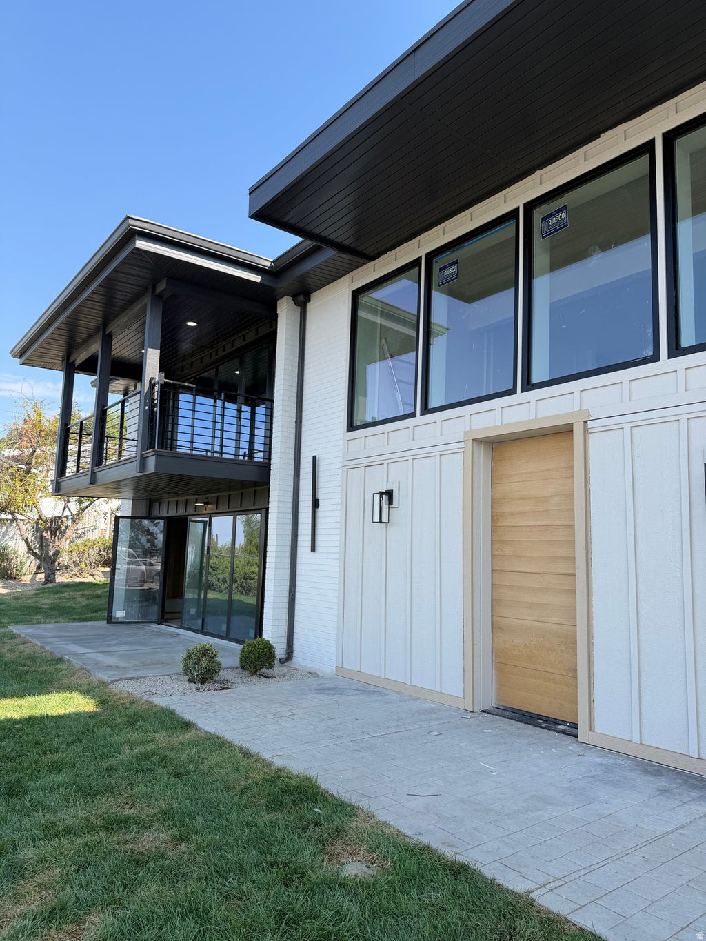Photo of 615 E ALOHA RD N, Salt Lake City, UT 84103 (MLS # 2177779)