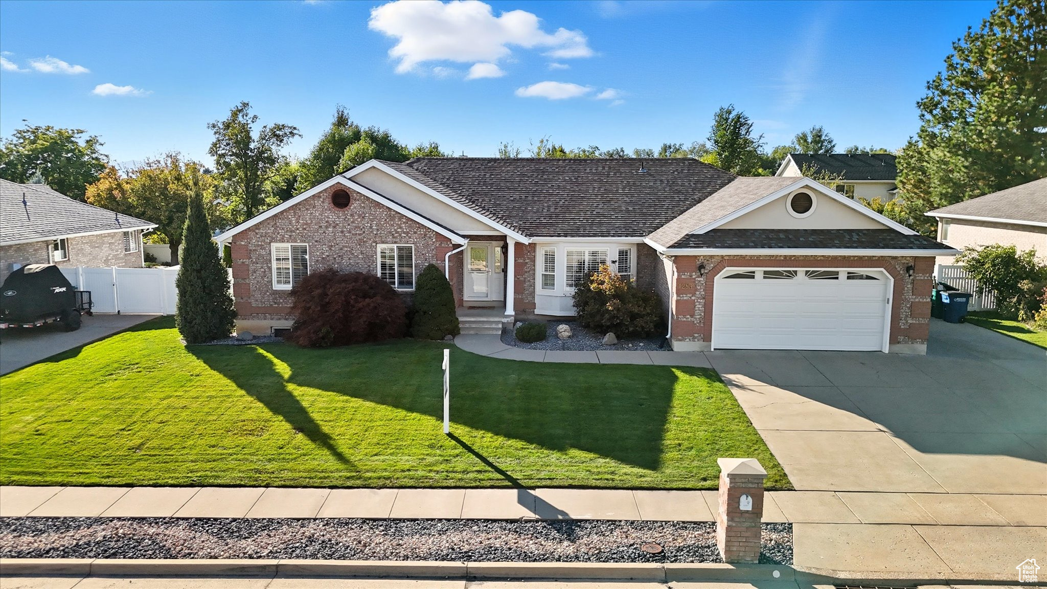 ORCHARD GROVE - Residential