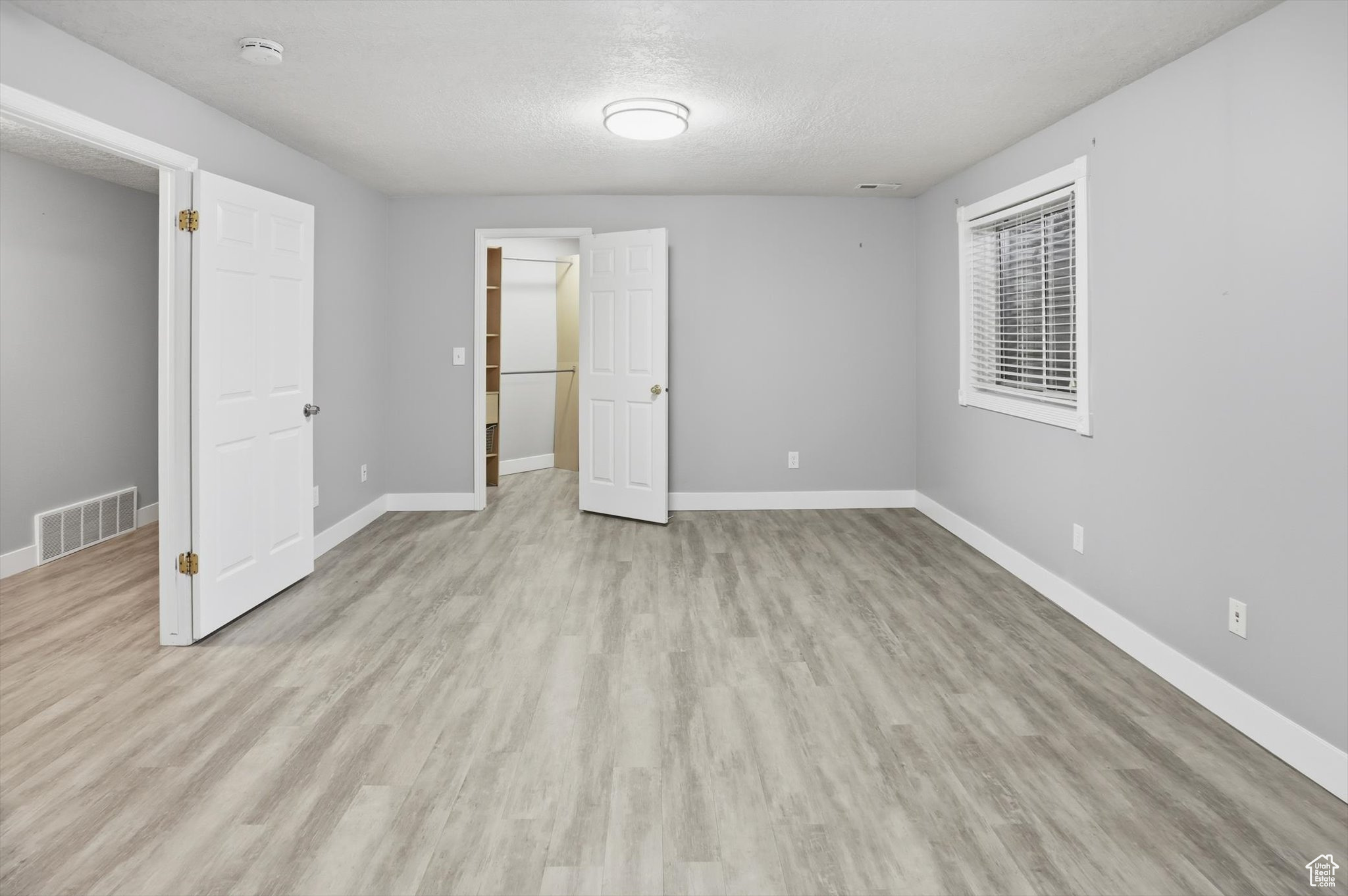 ORCHARD GROVE - Residential