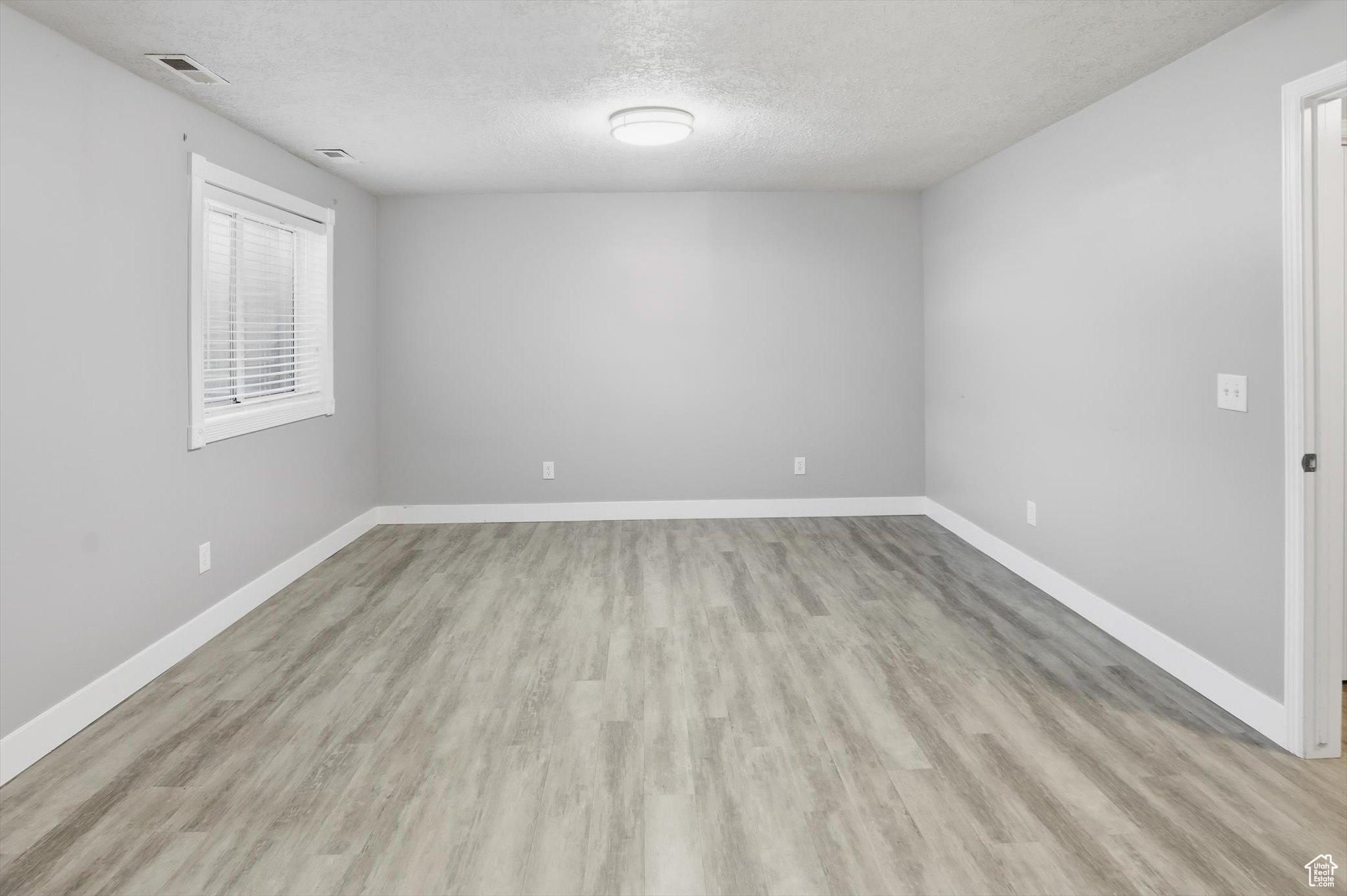 ORCHARD GROVE - Residential