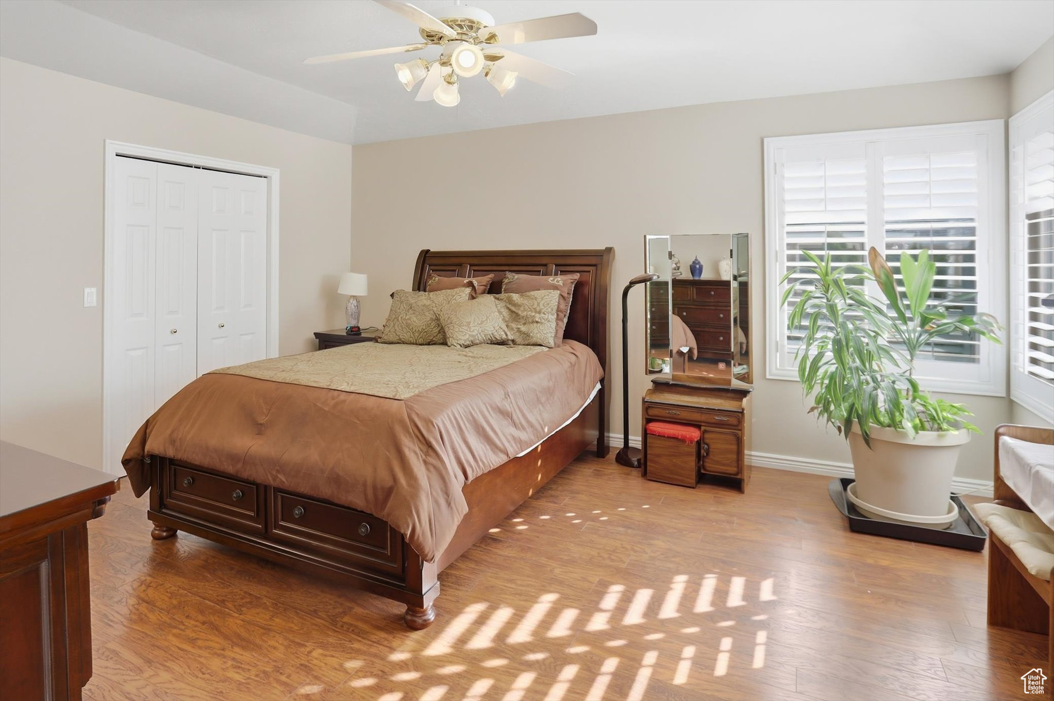 ORCHARD GROVE - Residential