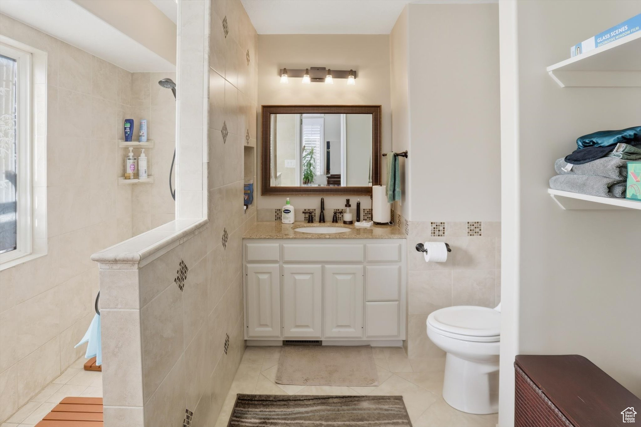 ORCHARD GROVE - Residential