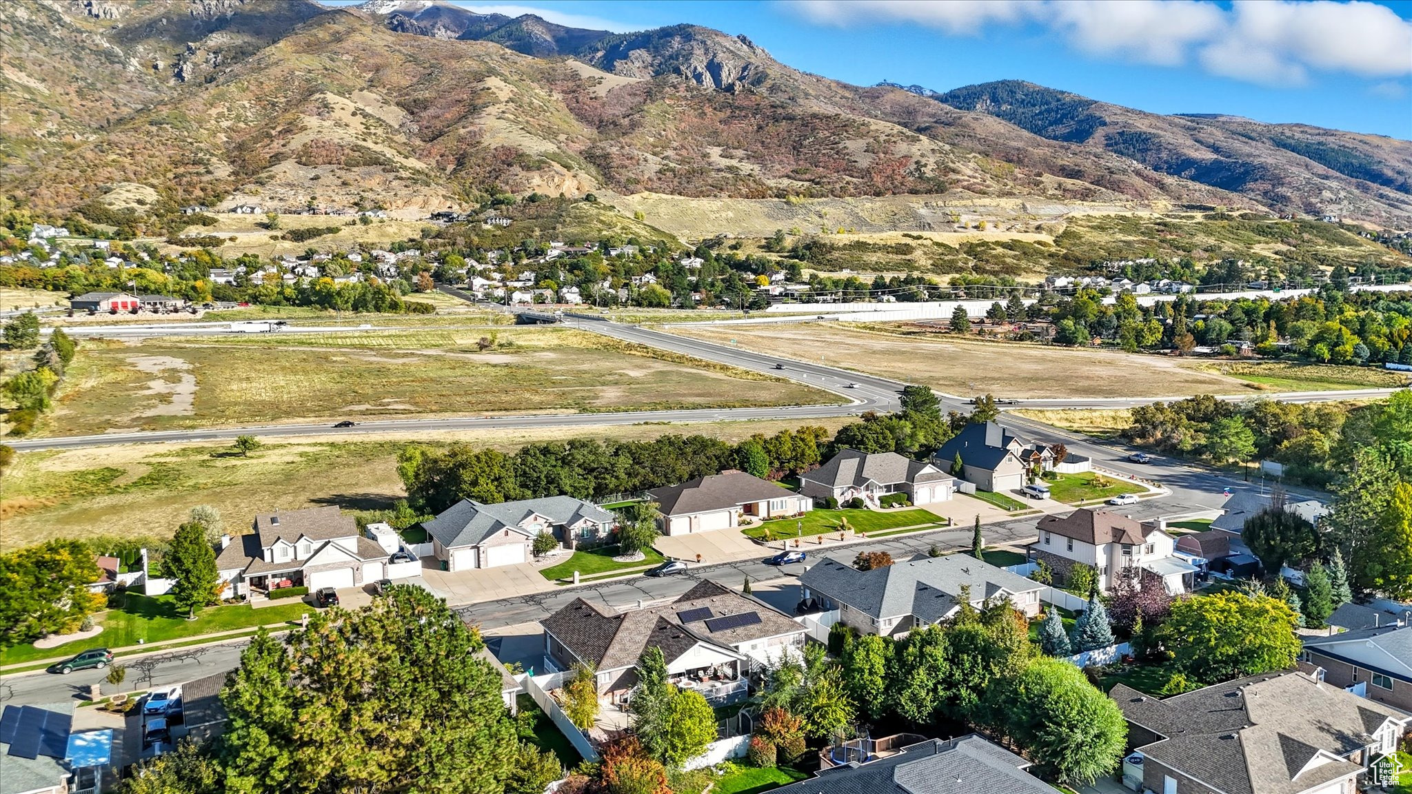 ORCHARD GROVE - Residential