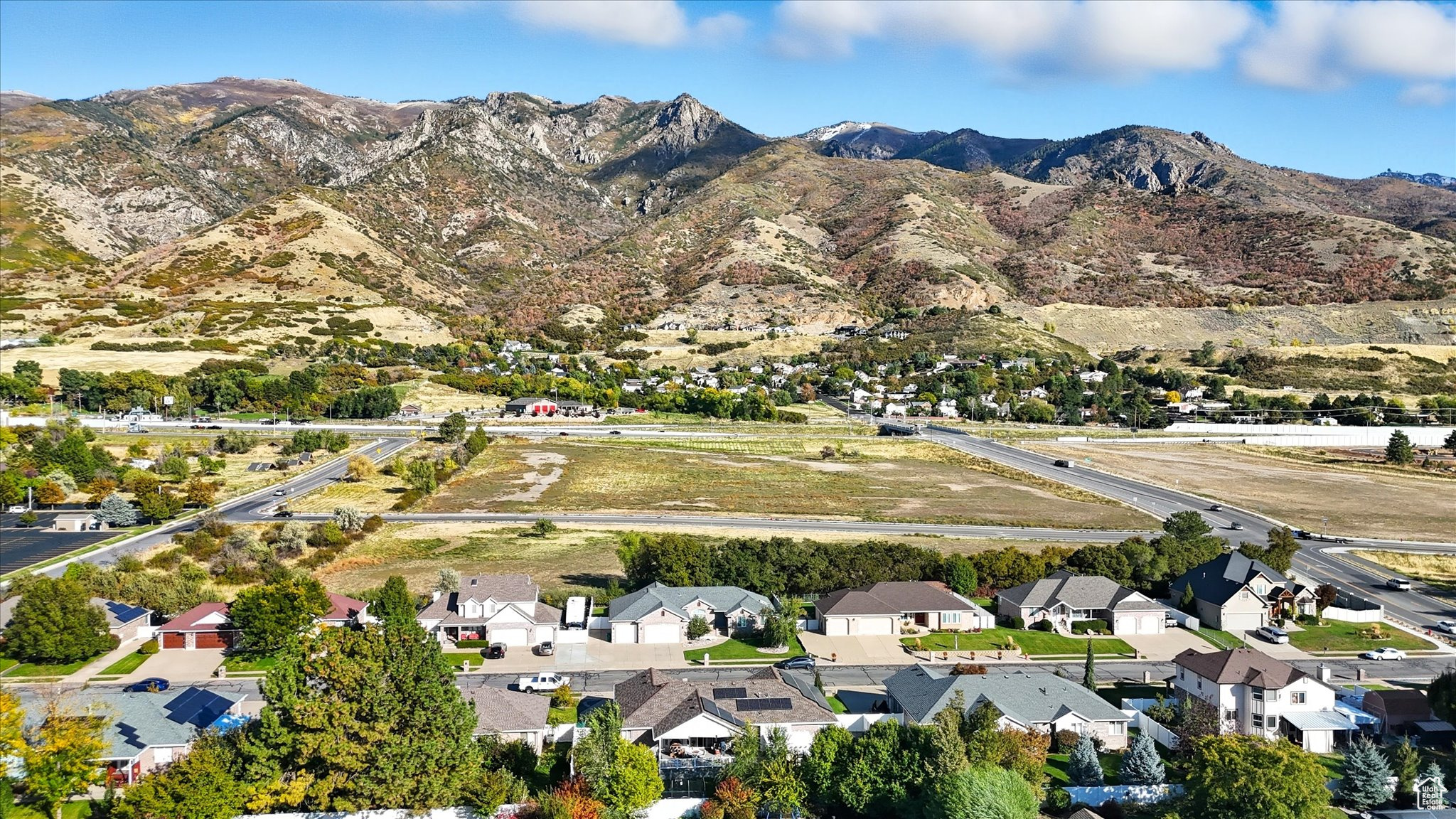 ORCHARD GROVE - Residential