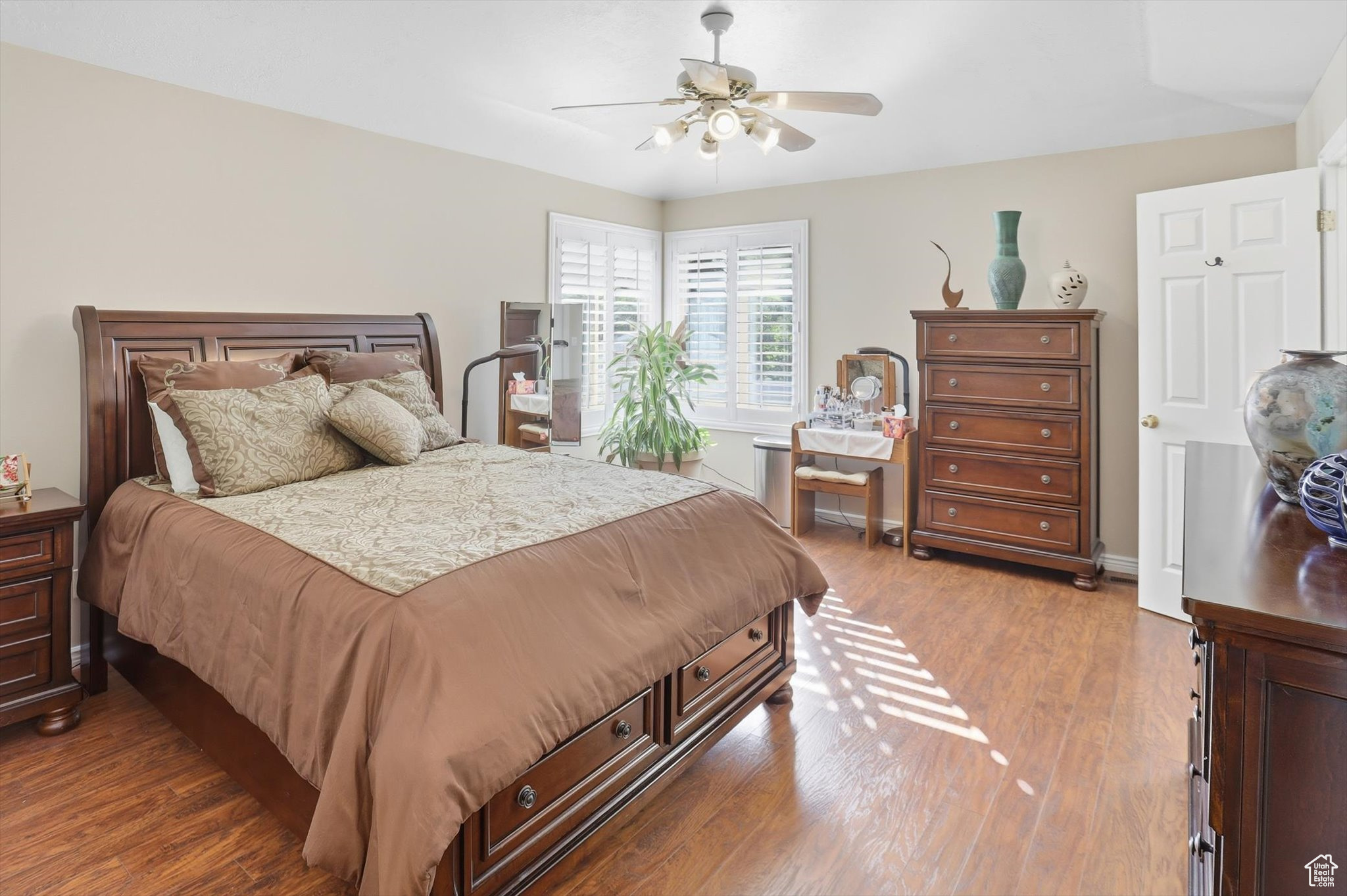 ORCHARD GROVE - Residential