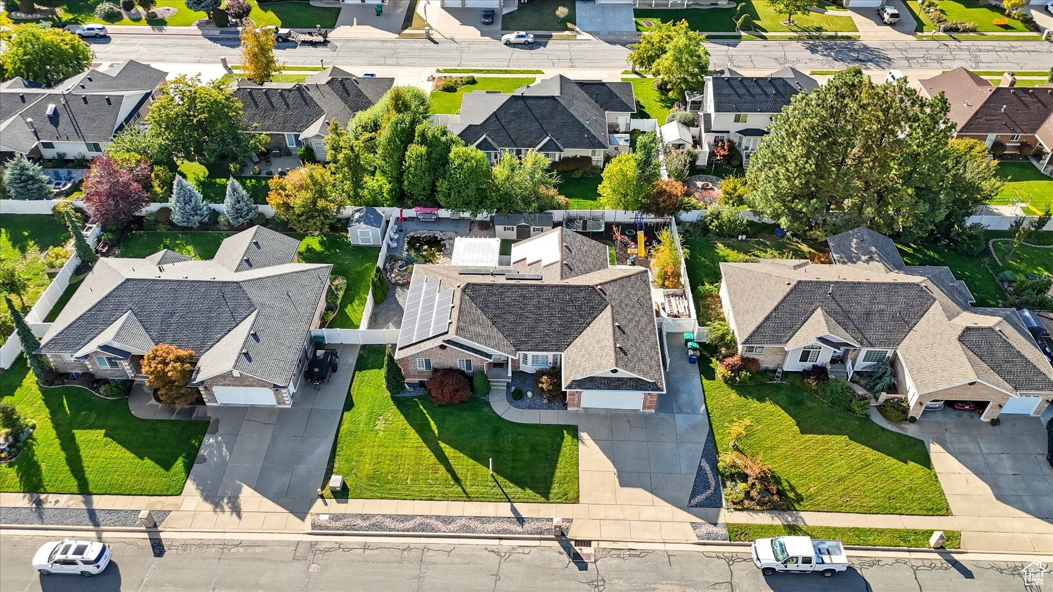 ORCHARD GROVE - Residential