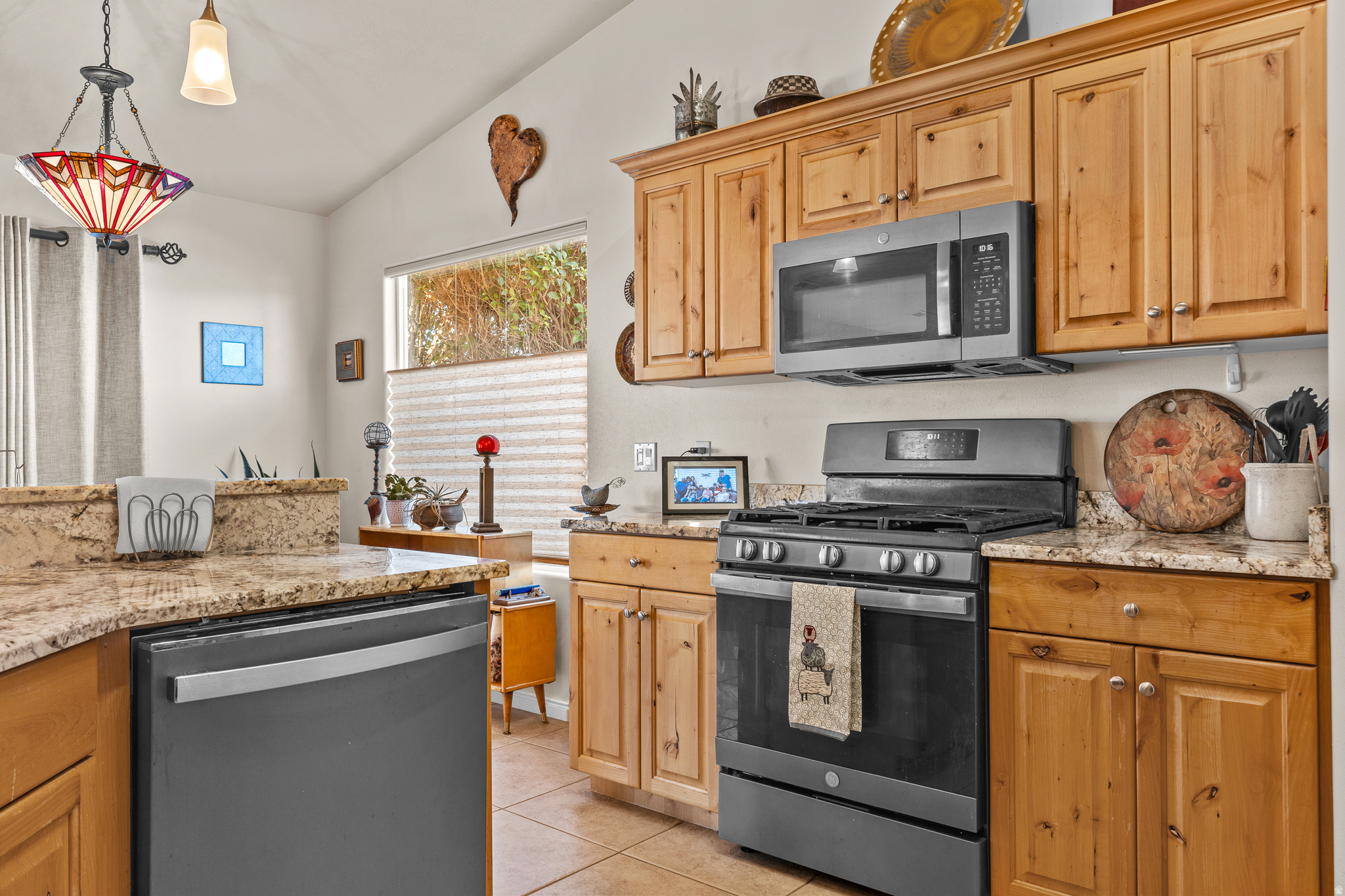 PADRE LAKES TH 6 - Residential