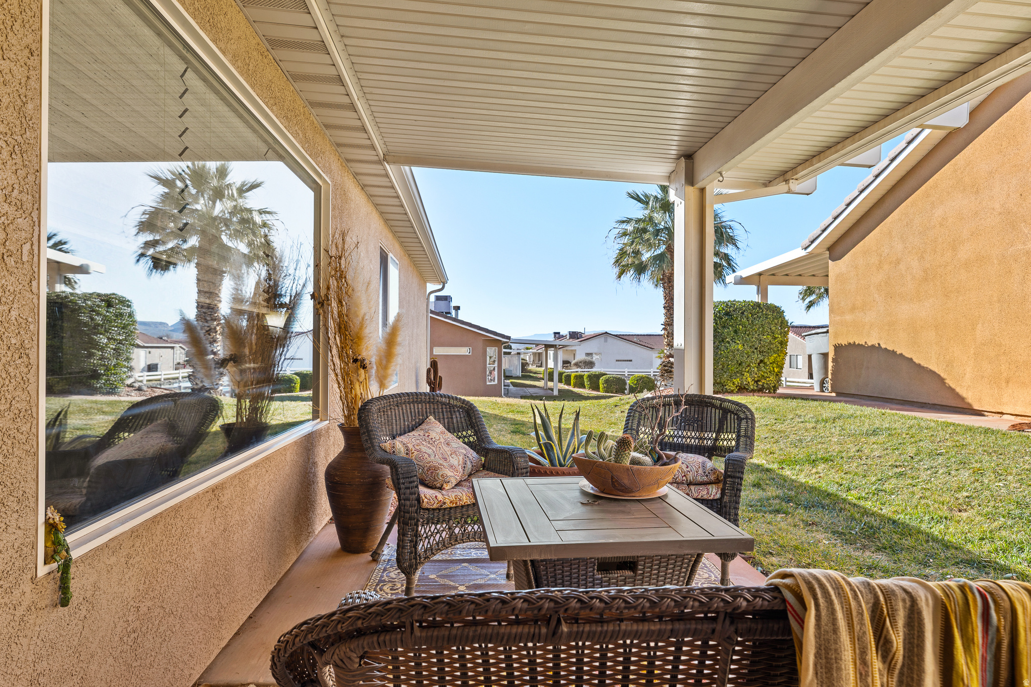 PADRE LAKES TH 6 - Residential