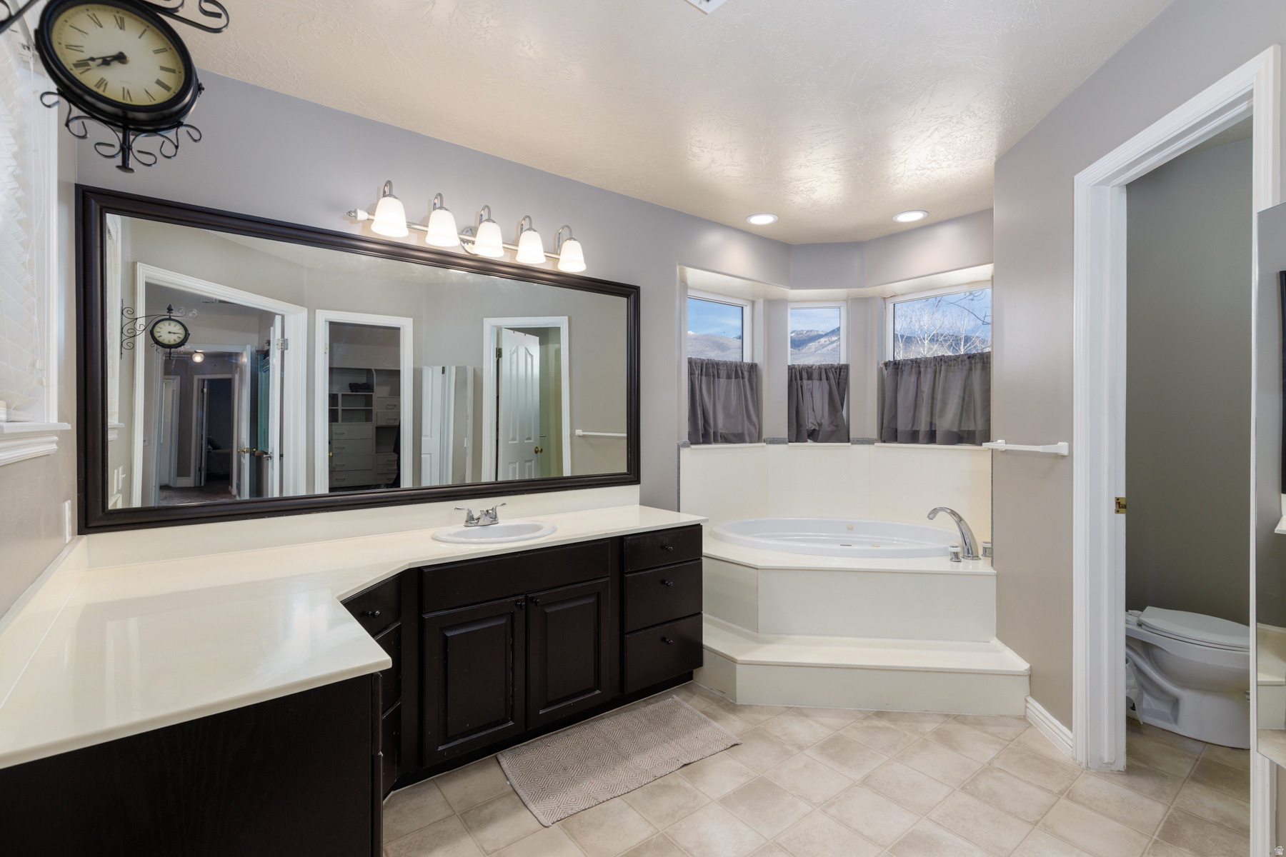 COTTONWOOD HILLS - Residential