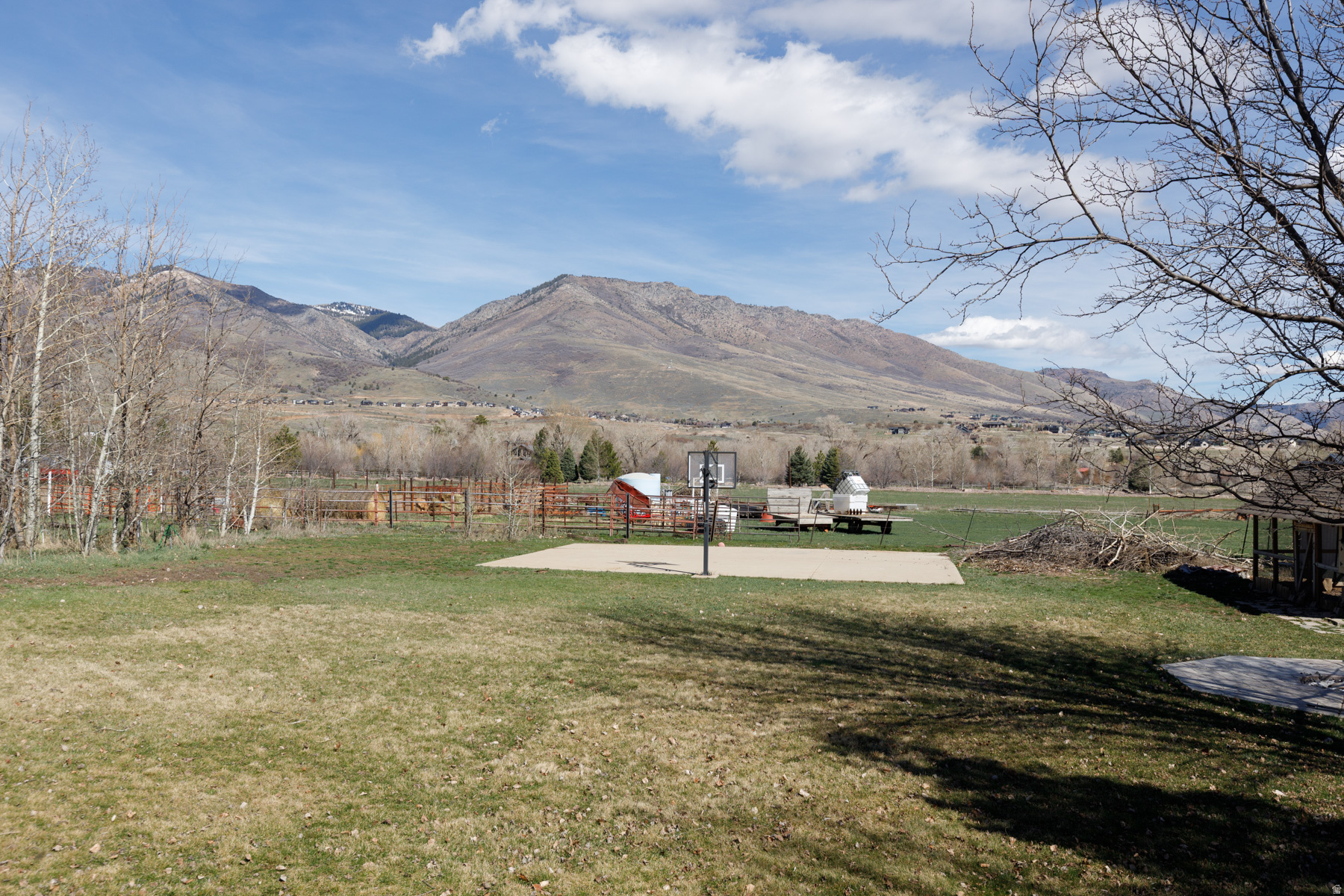 COTTONWOOD HILLS - Residential