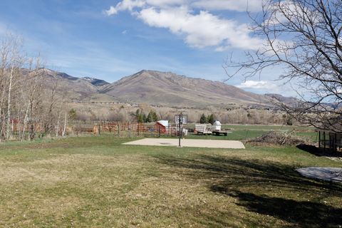 Tiny photo for 4026 N 3775 E, Eden, UT 84310 (MLS # 2148451)