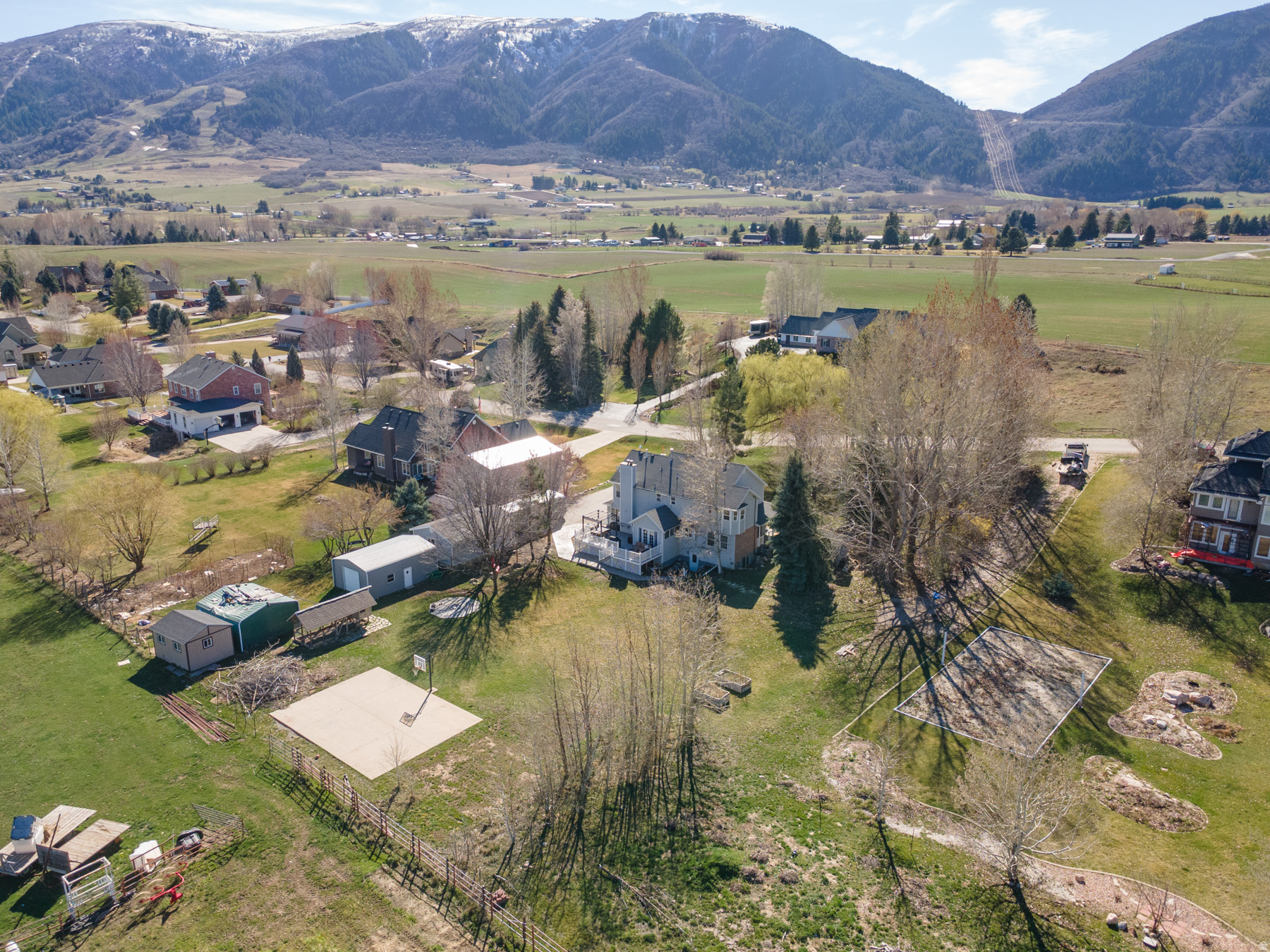 COTTONWOOD HILLS - Residential