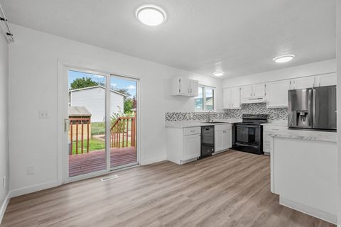 Tiny photo for 1604 S 450 W, Provo, UT 84601 (MLS # 2155432)