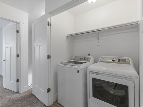 Tiny photo for 5638 S JUSTICE HOWE LN #4, Murray, UT 84107 (MLS # 2159515)