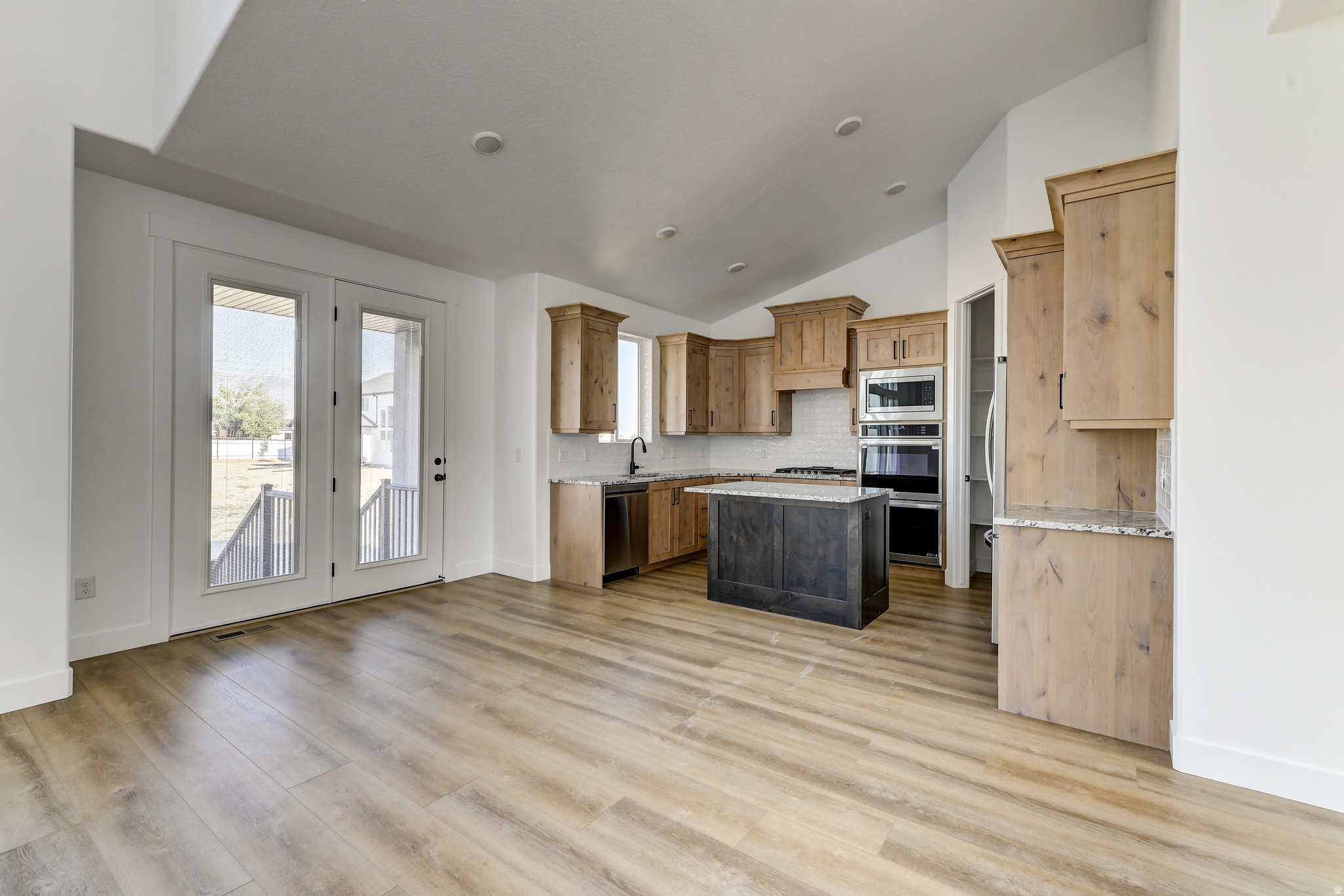 HERITAGE FARMS - Residential