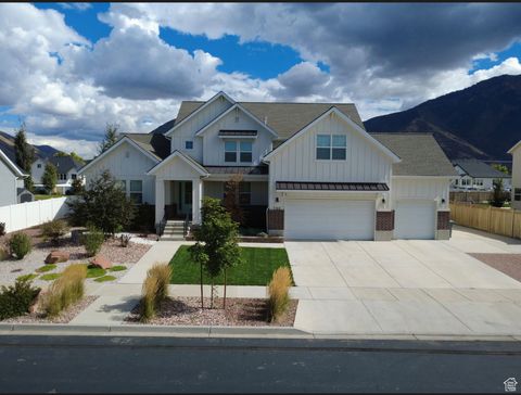 Photo of 499 S 875 E #4, Santaquin, UT 84655 (MLS # 2117232)
