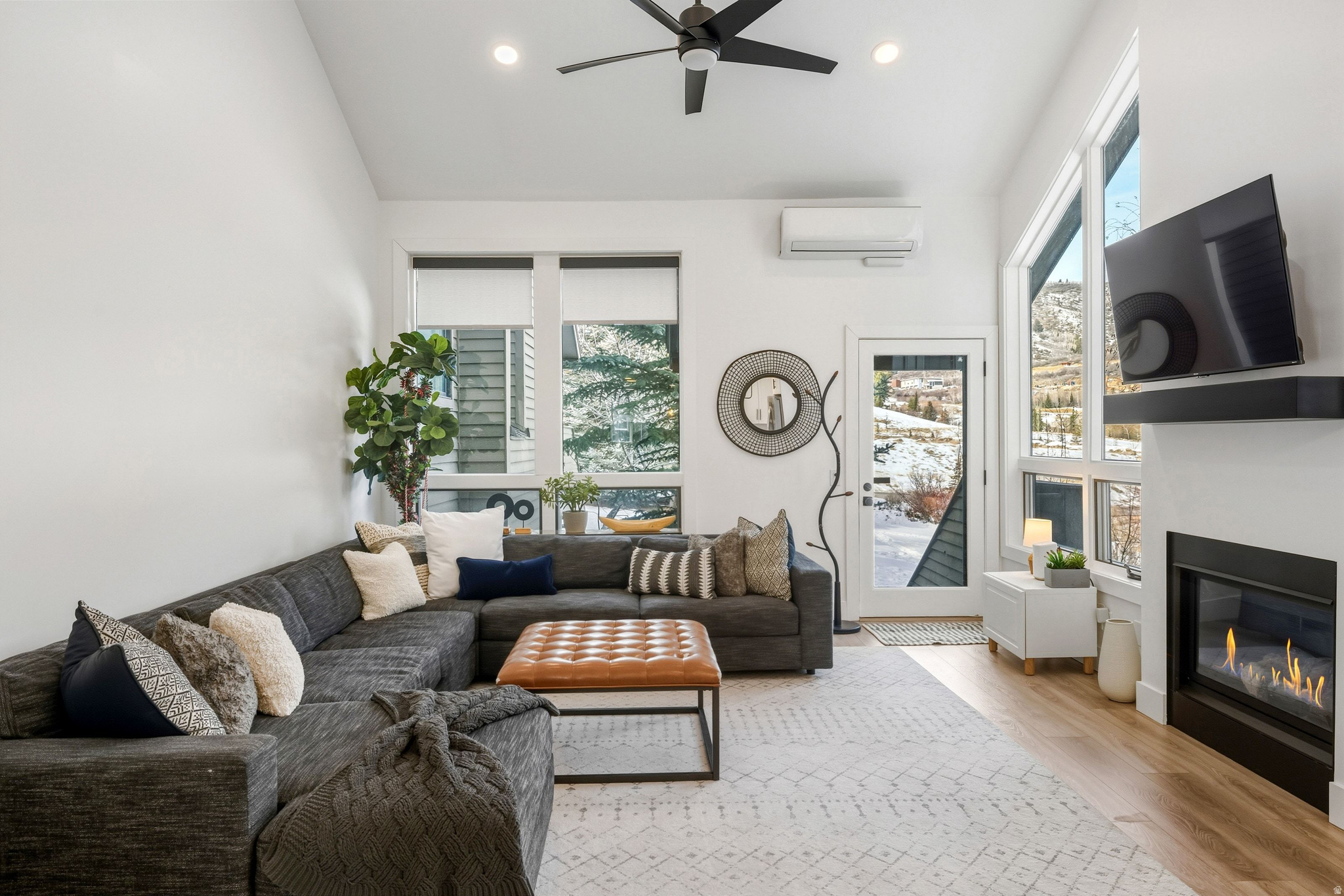 RED PINE - Residential