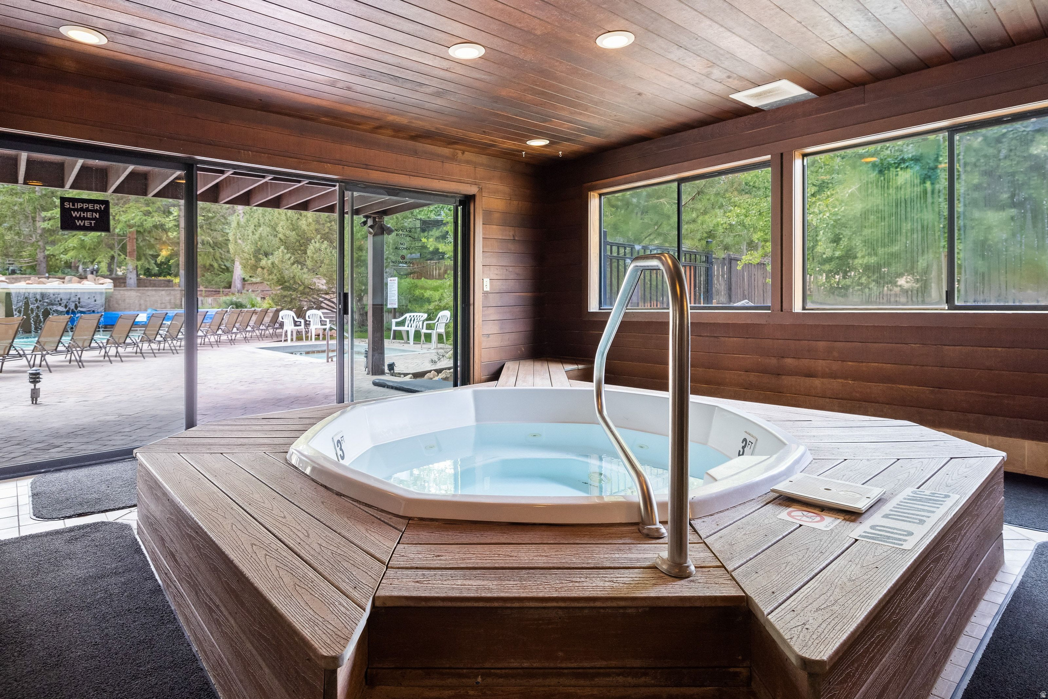 RED PINE - Residential