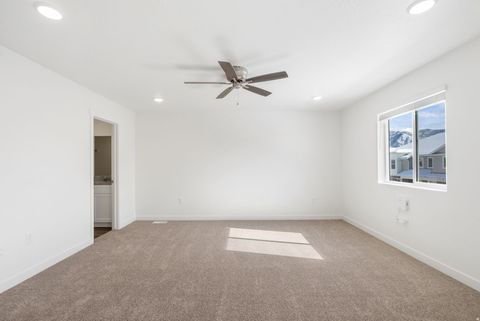 Tiny photo for 423 W 1025 S, Ogden, UT 84404 (MLS # 2138836)