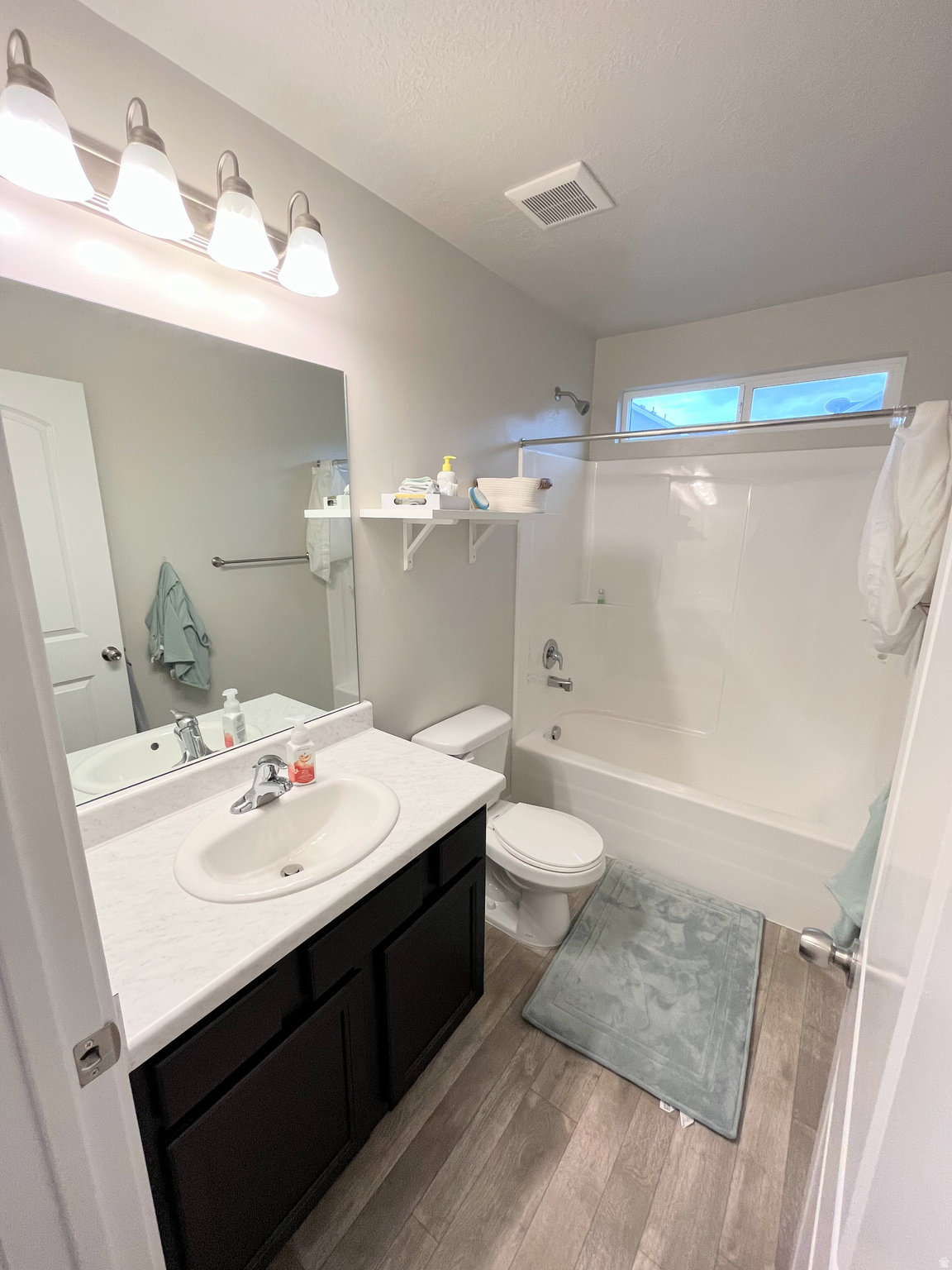 THE EXCHANGE II - Residential