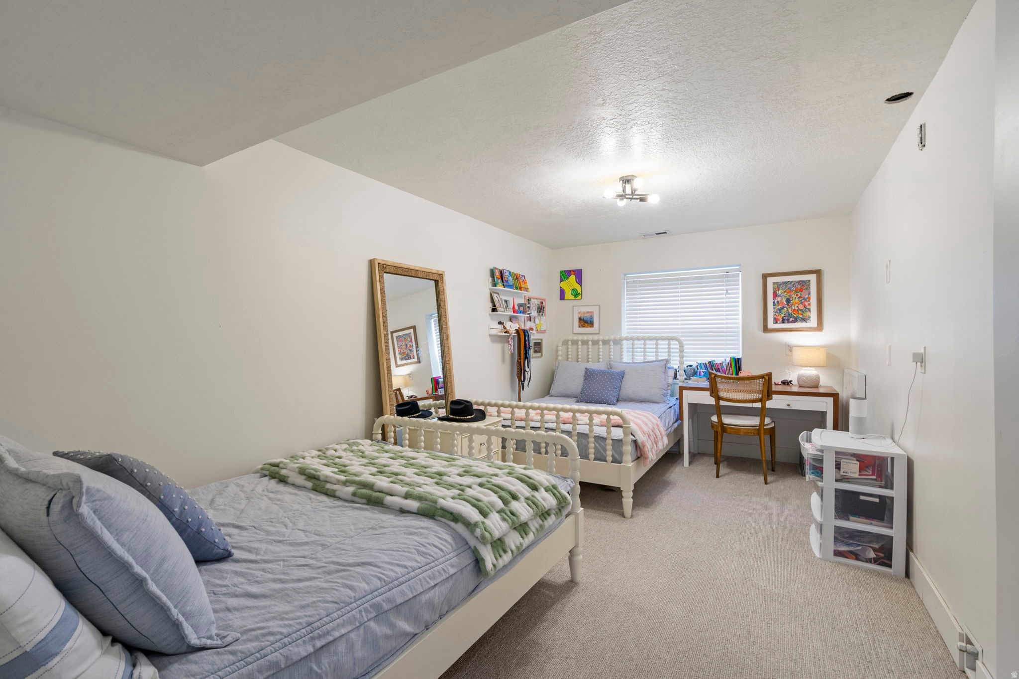 ALPINE COUNTRY - Residential