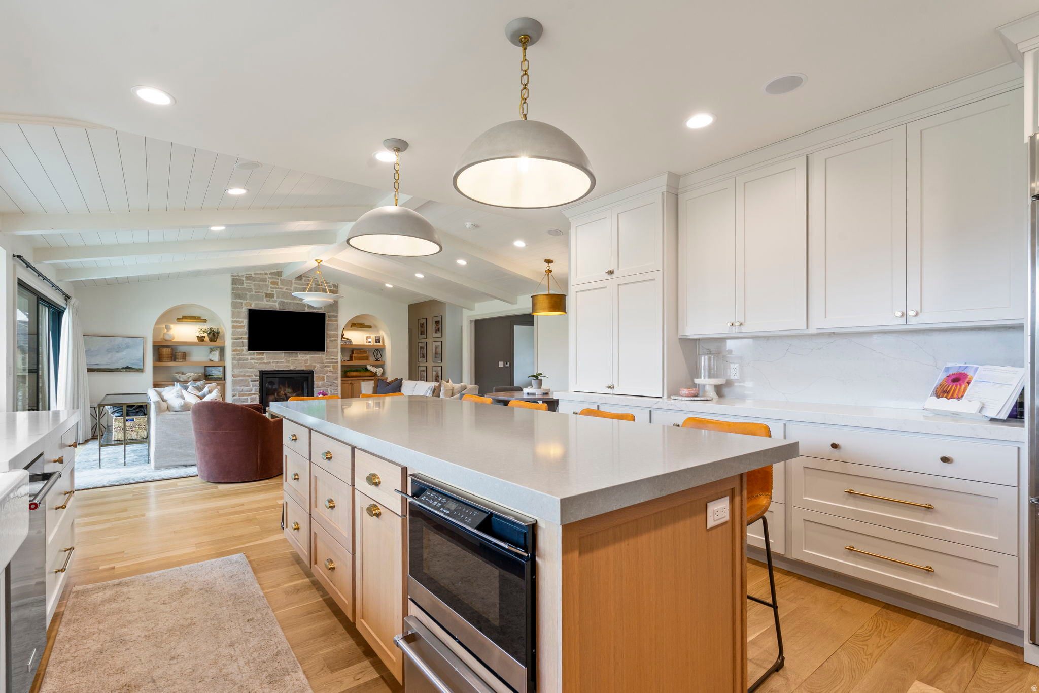 ALPINE COUNTRY - Residential