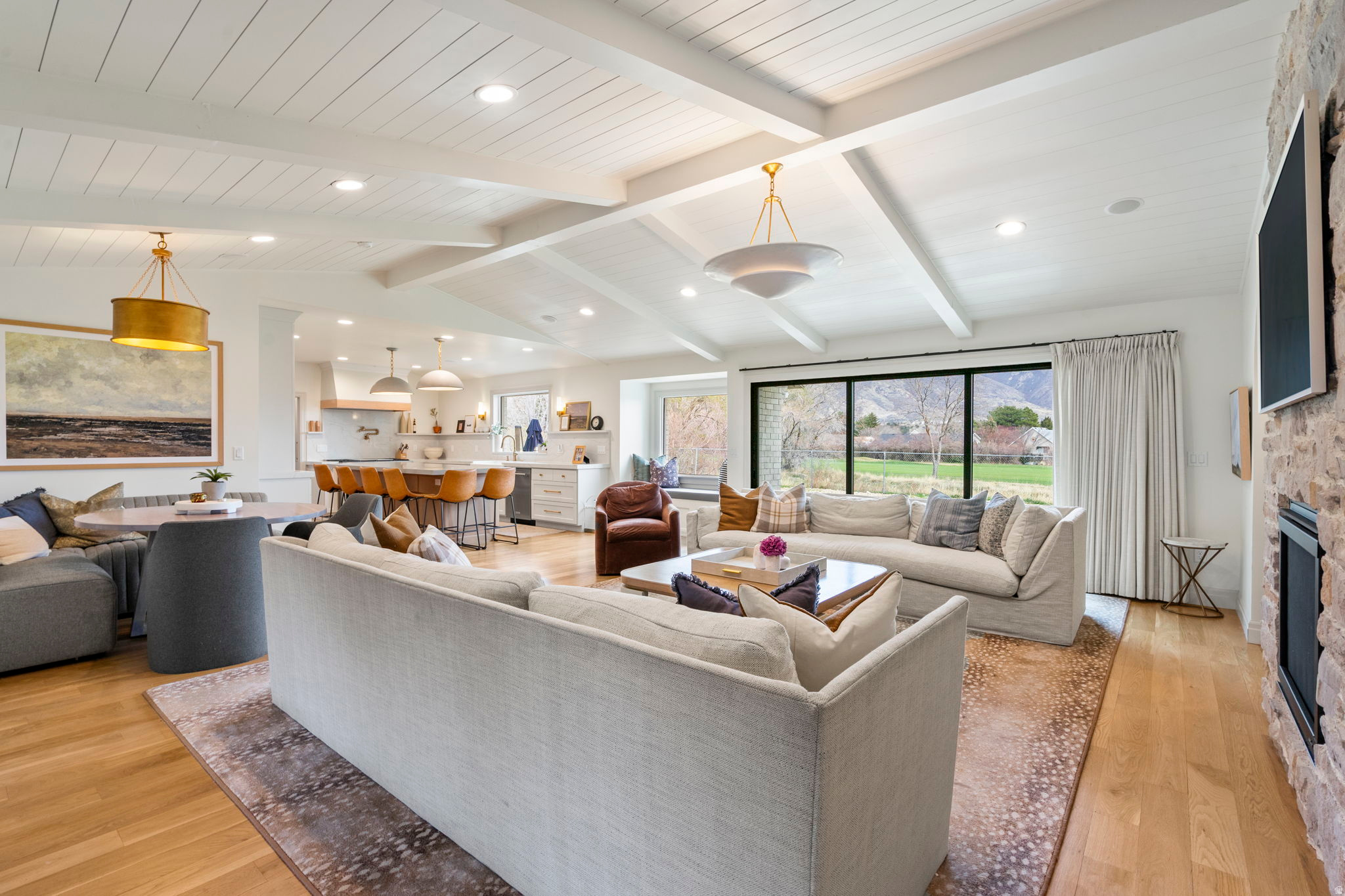 ALPINE COUNTRY - Residential