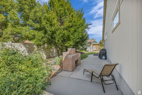 Tiny photo for 928 N 2075 W, Farr West, UT 84404 (MLS # 2110780)