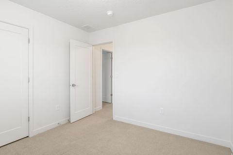 Tiny photo for 6293 W JACKSON CREST WAY Way, Herriman, UT 84096 (MLS # 2145995)