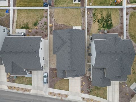 Tiny photo for 6293 W JACKSON CREST WAY Way, Herriman, UT 84096 (MLS # 2145995)