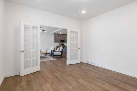 Tiny photo for 6293 W JACKSON CREST WAY Way, Herriman, UT 84096 (MLS # 2145995)