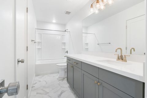 Tiny photo for 6293 W JACKSON CREST WAY Way, Herriman, UT 84096 (MLS # 2145995)