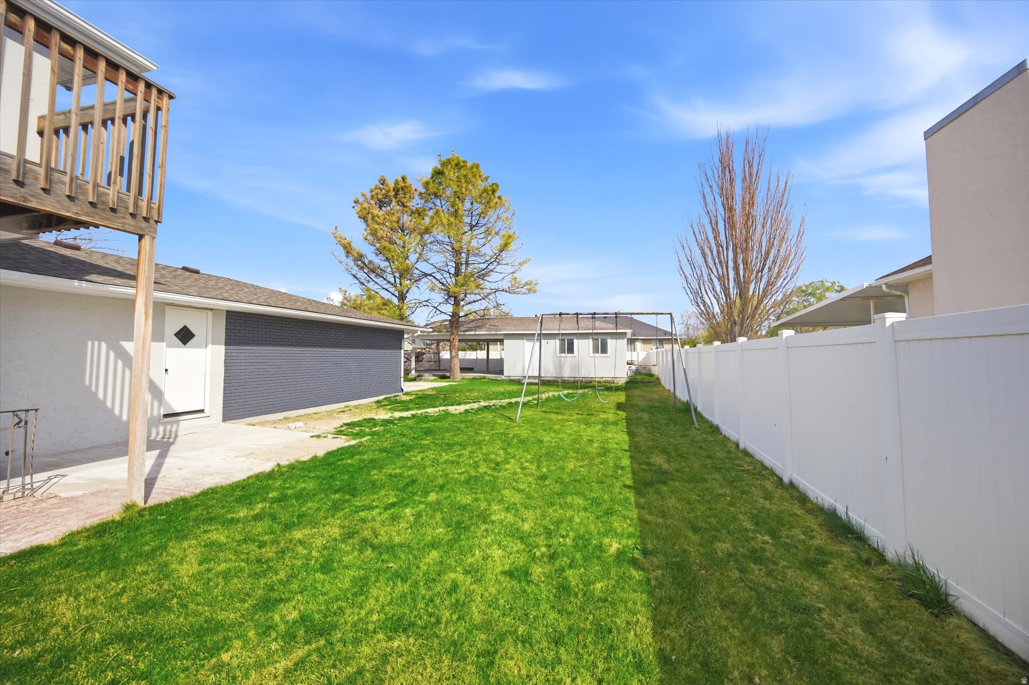 OLD HORSE FARM - Residential