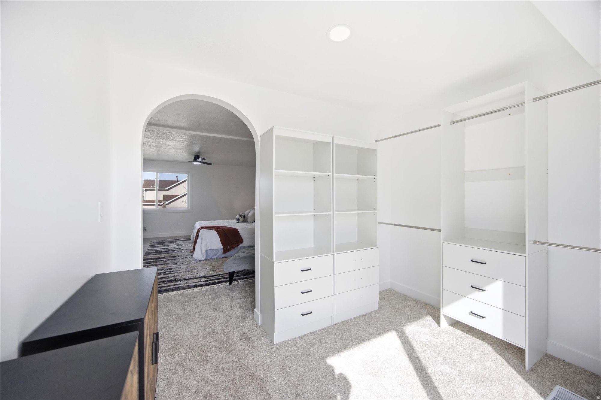 OLD HORSE FARM - Residential