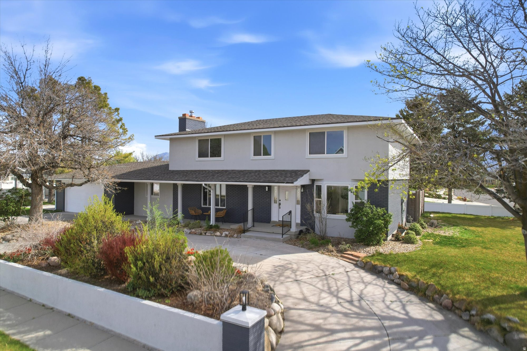 OLD HORSE FARM - Residential