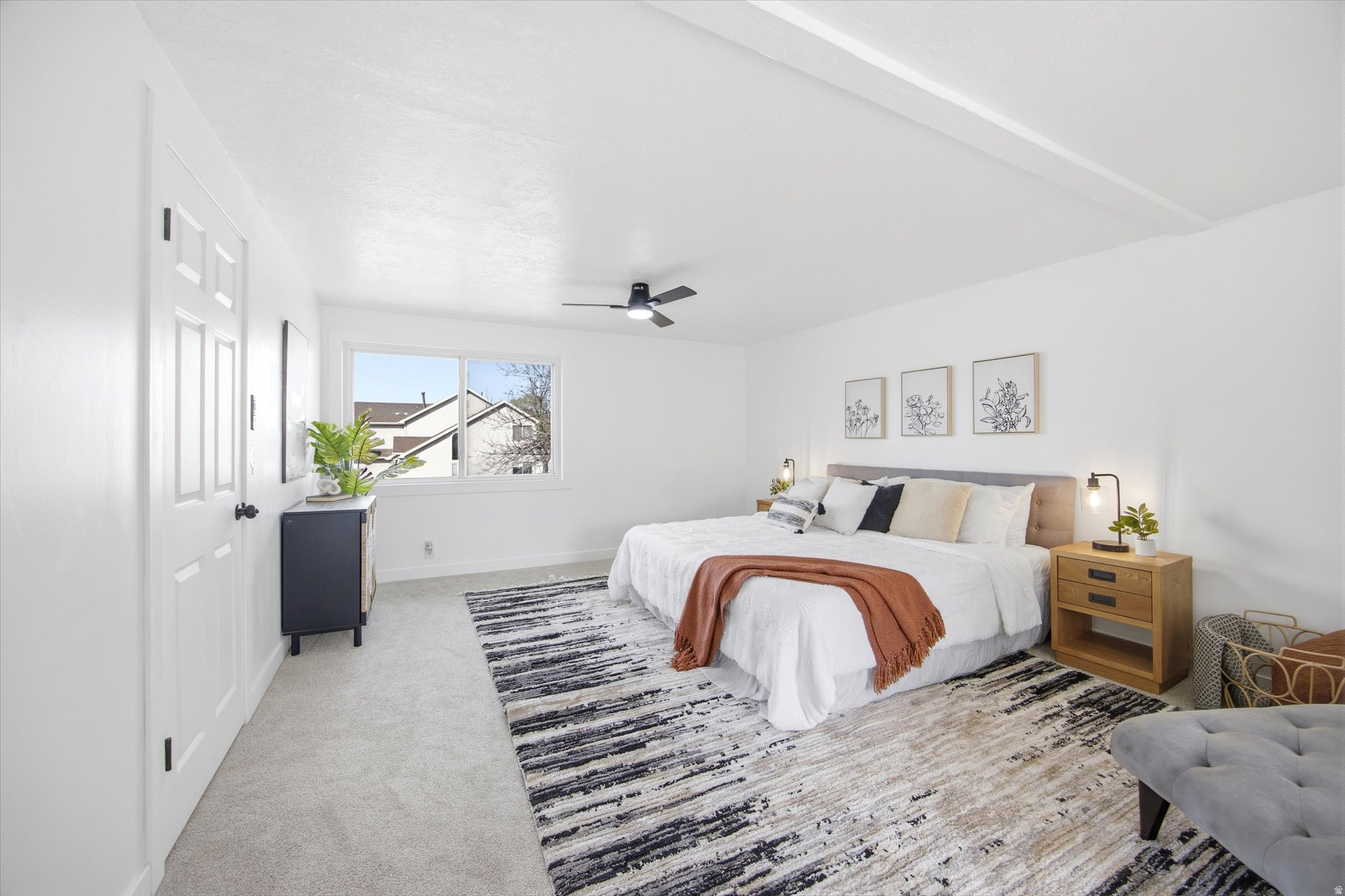 OLD HORSE FARM - Residential