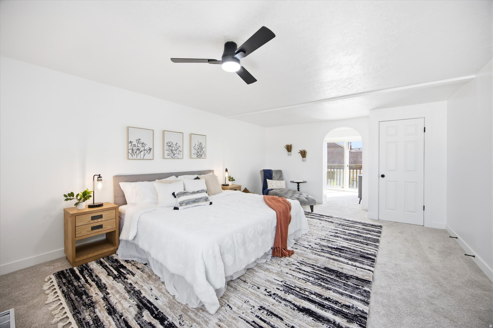 OLD HORSE FARM - Residential