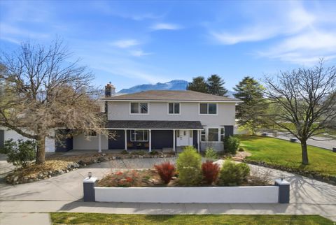 Photo of 12021 S MISTY SEA RD, Riverton, UT 84065 (MLS # 2139846)