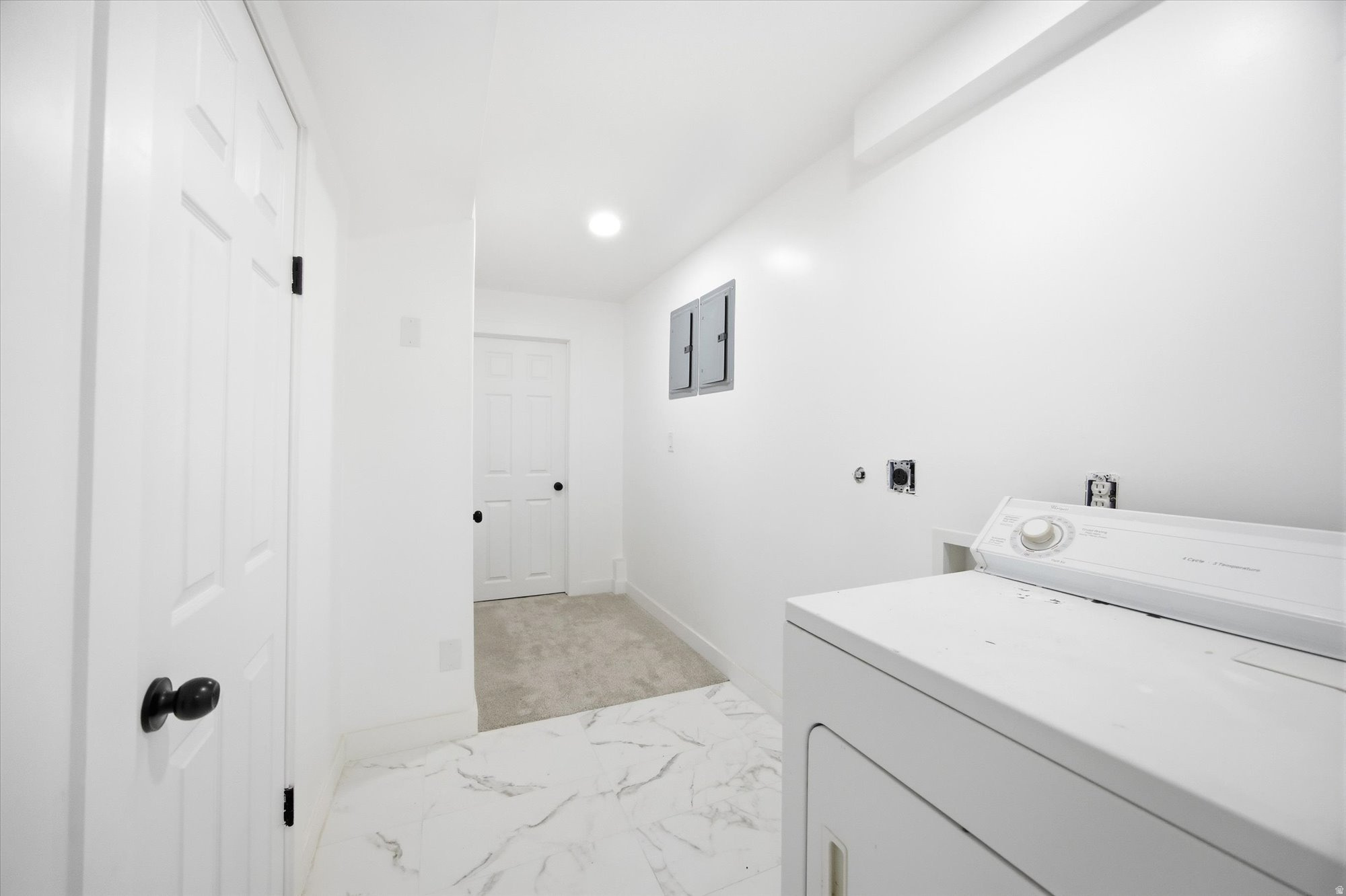 OLD HORSE FARM - Residential