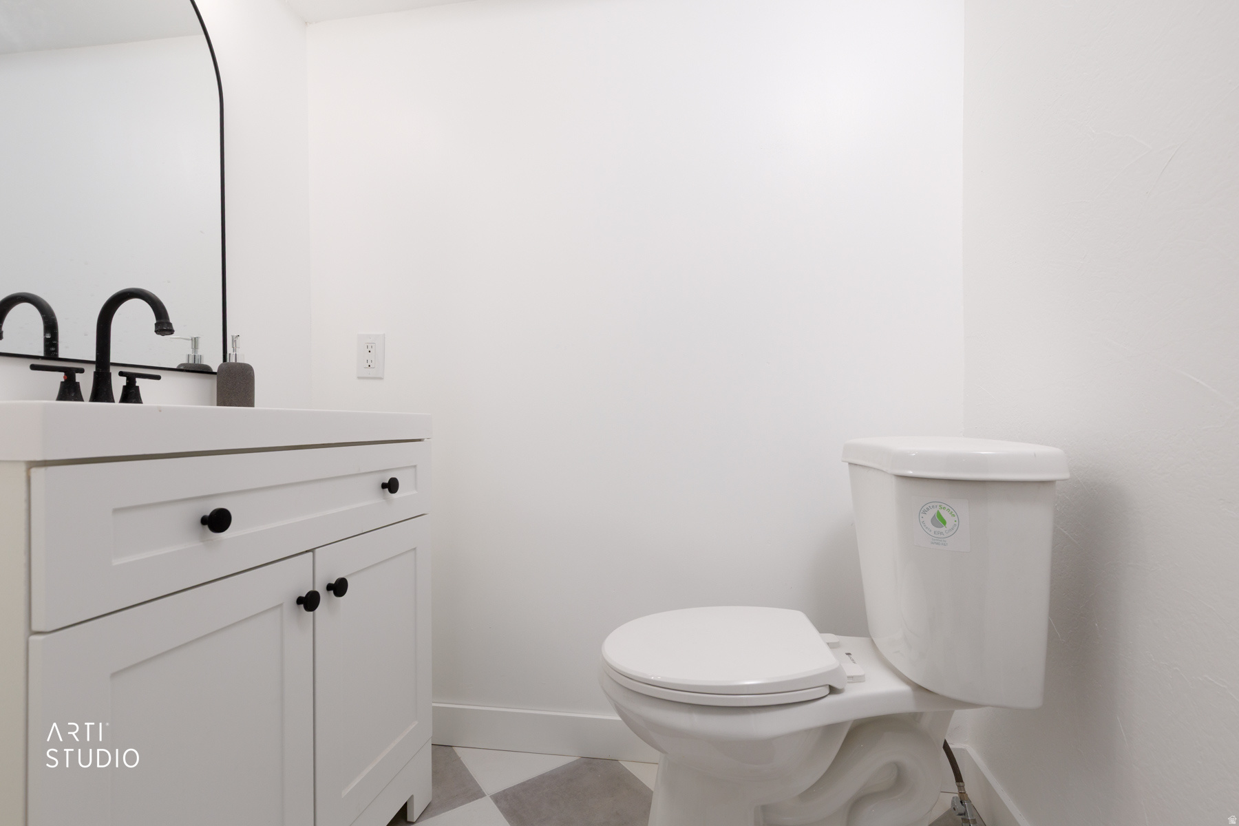 OLD HORSE FARM - Residential