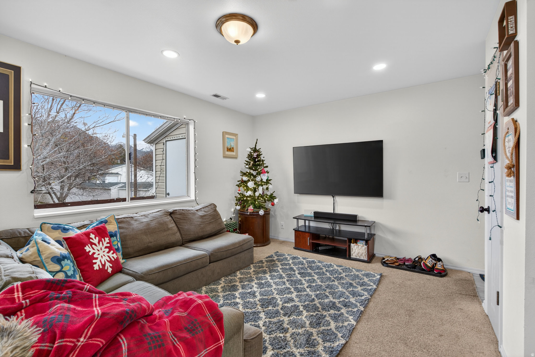 HEARTHWOOD CONDO - Residential