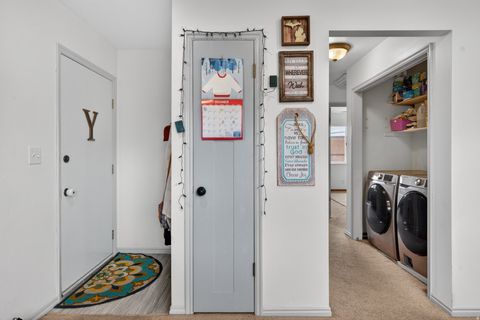 Tiny photo for 894 N 160 W, Orem, UT 84057 (MLS # 2127881)