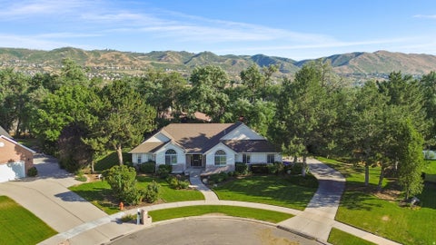 Tiny photo for 13357 S TRAIL RIDER CIR E, Draper, UT 84020 (MLS # 2176300)