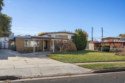 Tiny photo for 2587 W 5750 S, Roy, UT 84067 (MLS # 2121963)