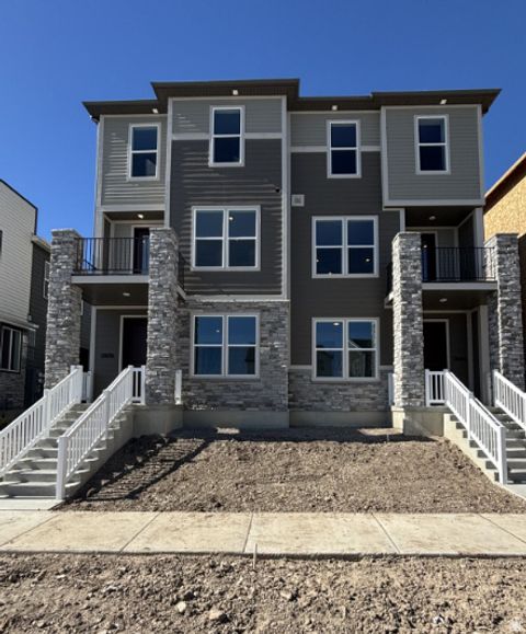 Townhouse For Sale - 12677 S Glacier Trail Ln #128<br/> Herriman, UT 84096