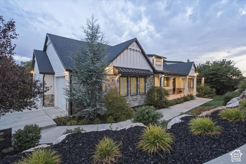 Photo of 2522 E THURSTON LN, Layton, UT 84040 (MLS # 2192575)